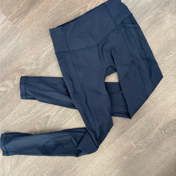 Lululemon Navy Leggings Size 4 - Picture 2 of 3